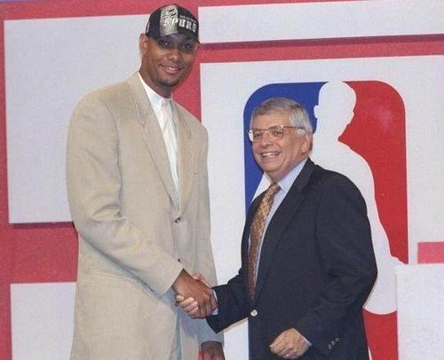 的稳定表现 的稳定表现