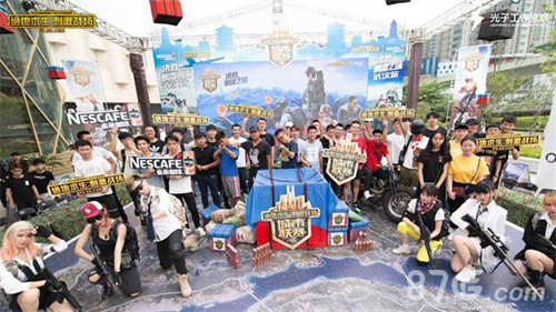 碰脚取代握 碰脚取代握