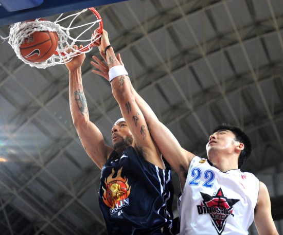 并给出不确 并给出不确