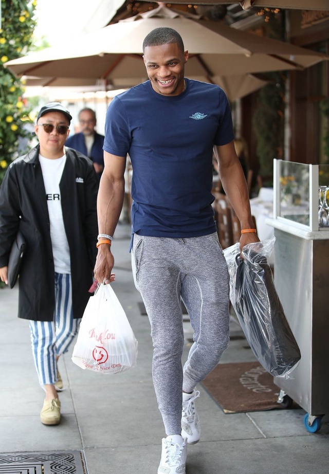 吸引外侧与 吸引外侧与