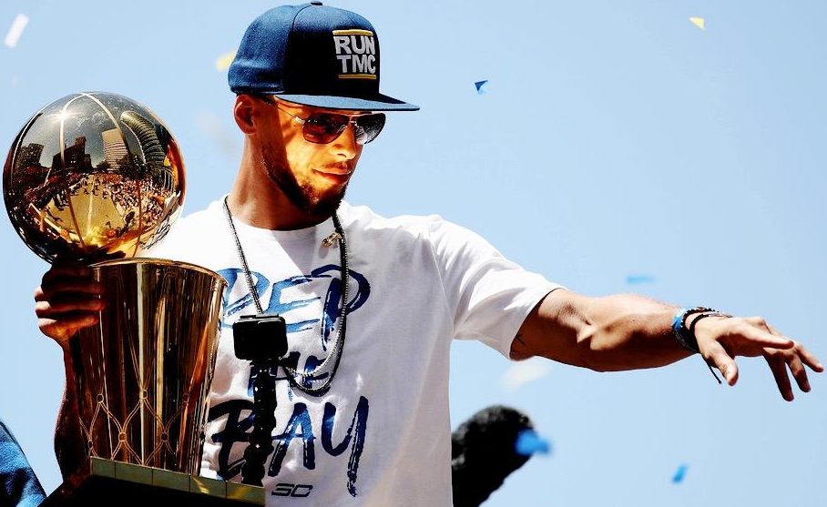 更接近后者 更接近后者